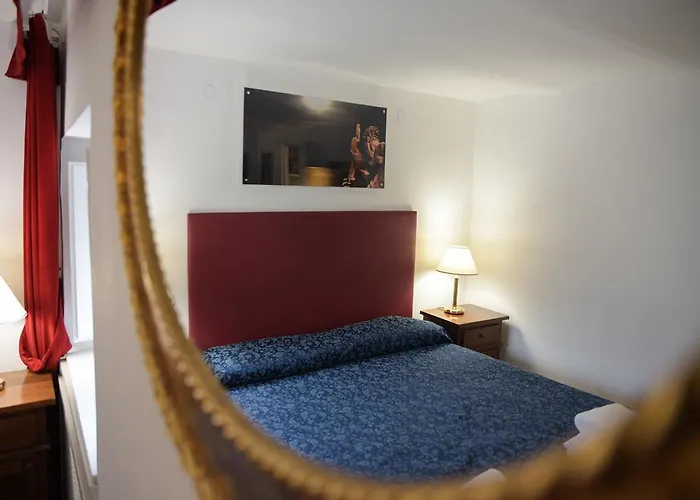 Farnese 48 Гостевой дом 4*